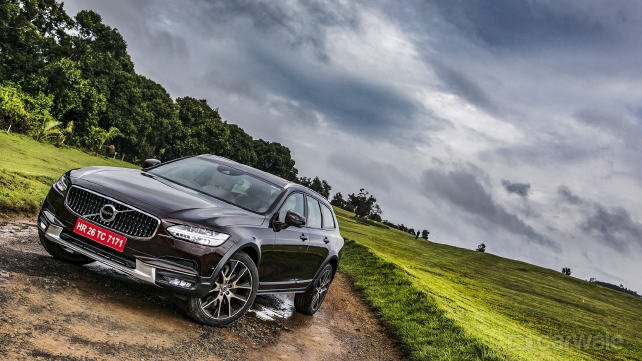 Buy a Volvo V90 Cross Country exclusively on CarWale