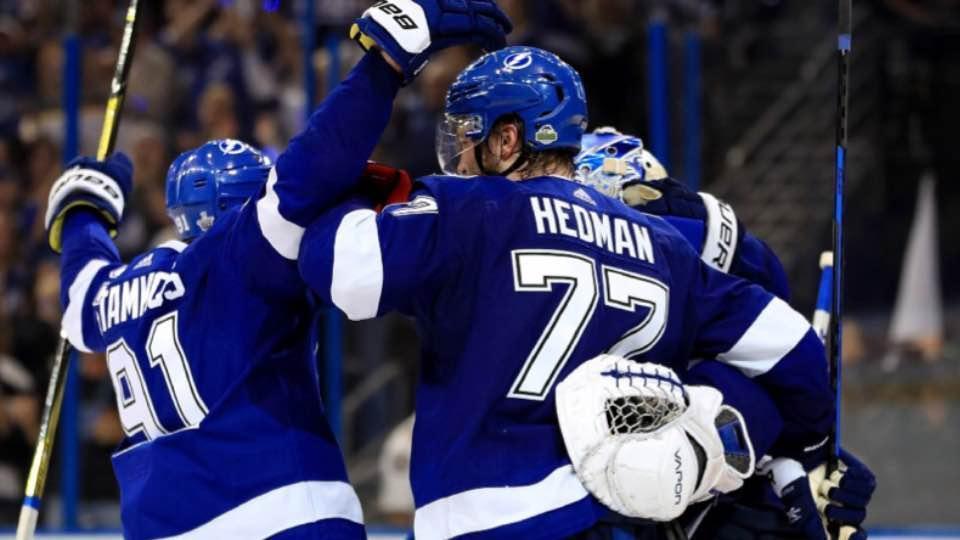 Weekend sports TV highlights