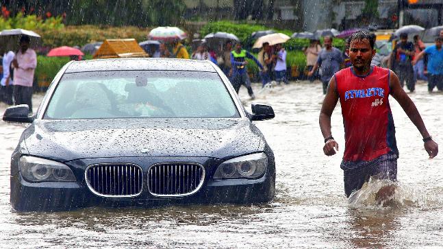 Top ten monsoon tips for your car no one told you about