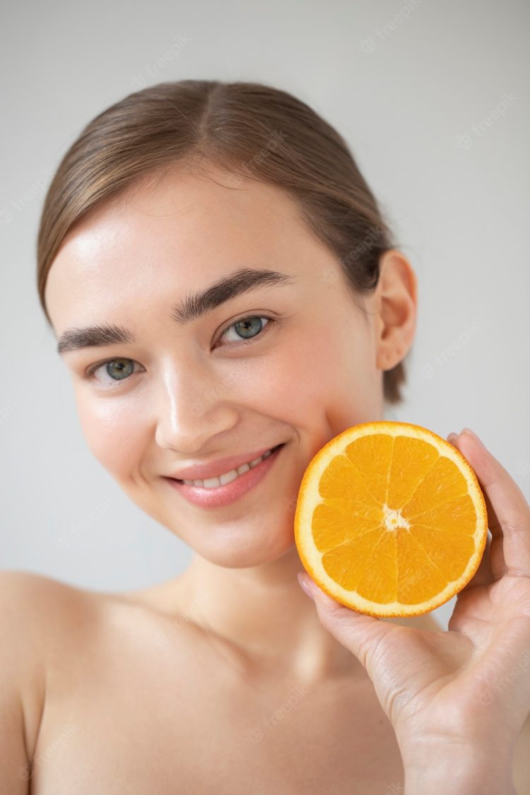 The Dynamic Duo: Unleashing the Power of Vitamin C and Salicylic Acid for Skin Health