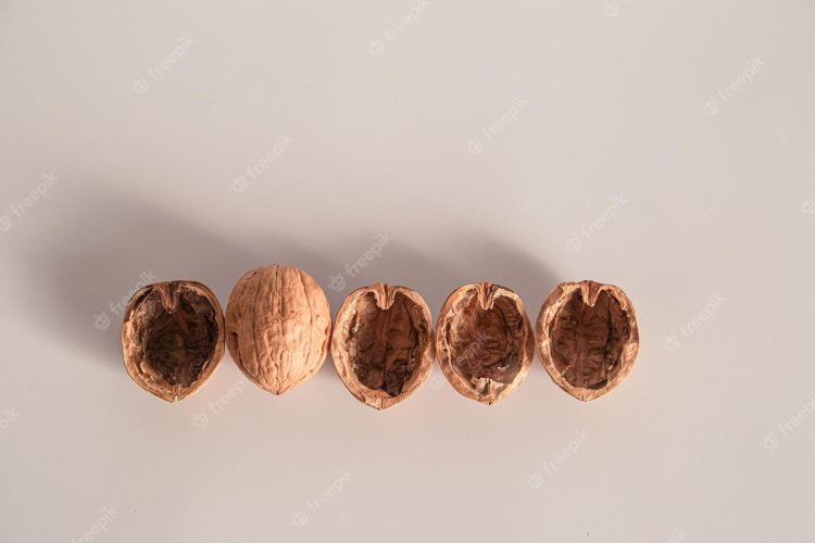 Lead into Vitamin or Verse: Unveiling the Power of Leadership and its Impact on Personal Growth